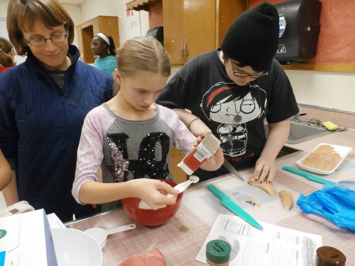 Who are Cooking Matters Volunteers? No Kid Hungry