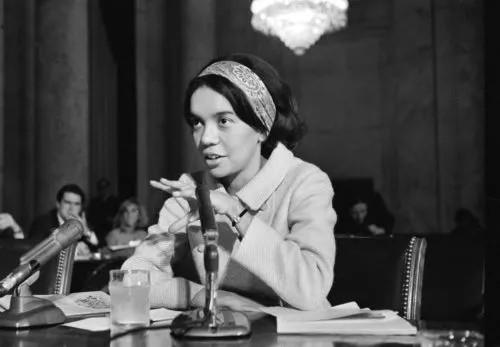 Black and white picture of black woman speaking