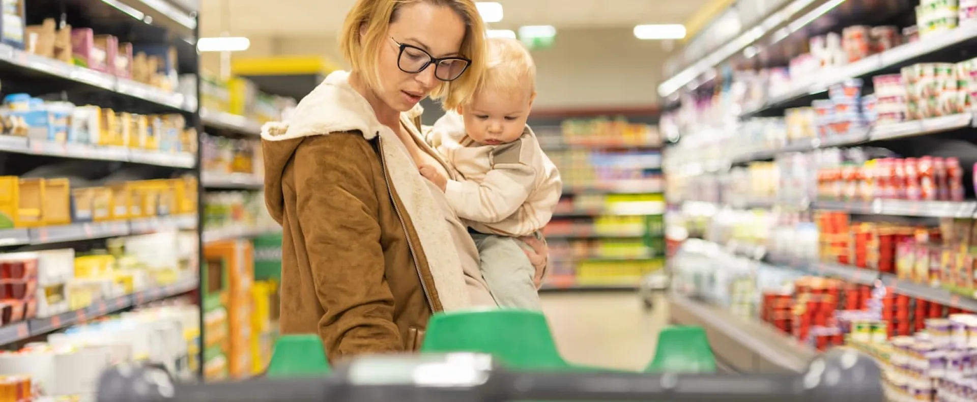What is the WIC program and what does WIC provide