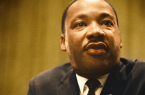 Photo of MLK in color